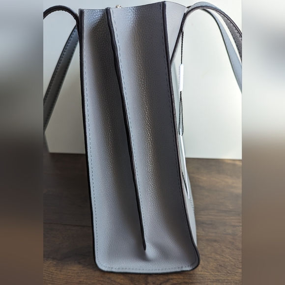 Marc Jacobs Repeat Leather Tote Bag - Picture 10 of 10